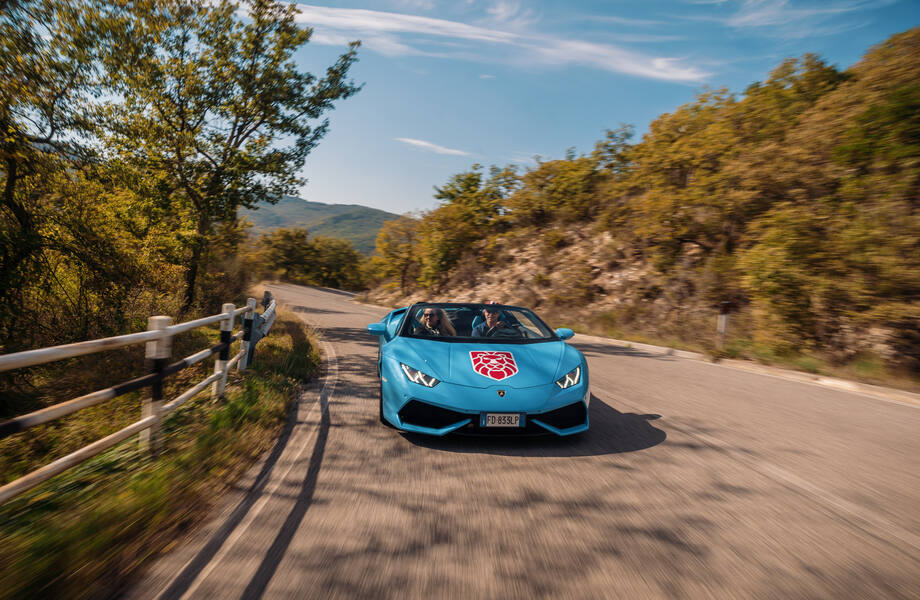 What it’s like driving a supercar in Italian traffic
