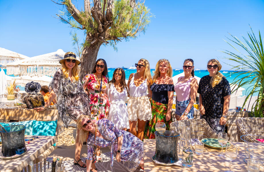 Verde Beach - an outrageous beach club in Saint-Tropez - Provence