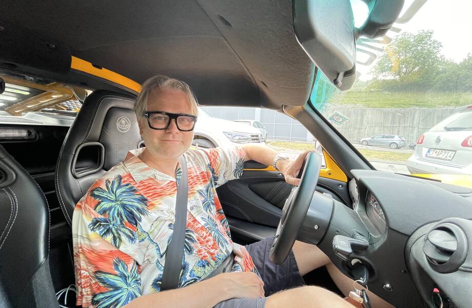 Lotus Exige is Analog Perfection